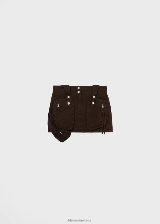 Blumarine donne minigonna con tasche cargo e borchie abbigliamento 0L44T141