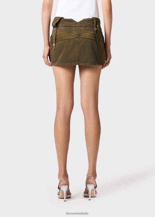 Blumarine donne minigonna con tasche cargo e borchie abbigliamento 0L44T143